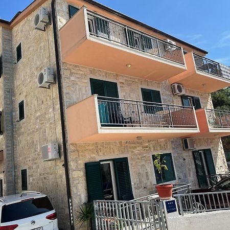Villa Borzic Omiš Buitenkant foto