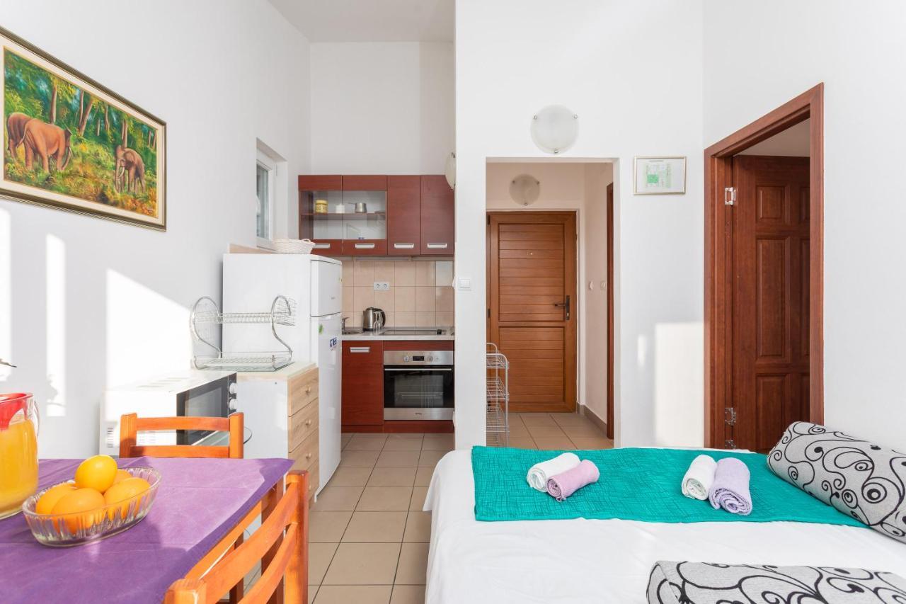 Villa Borzic Omiš Buitenkant foto