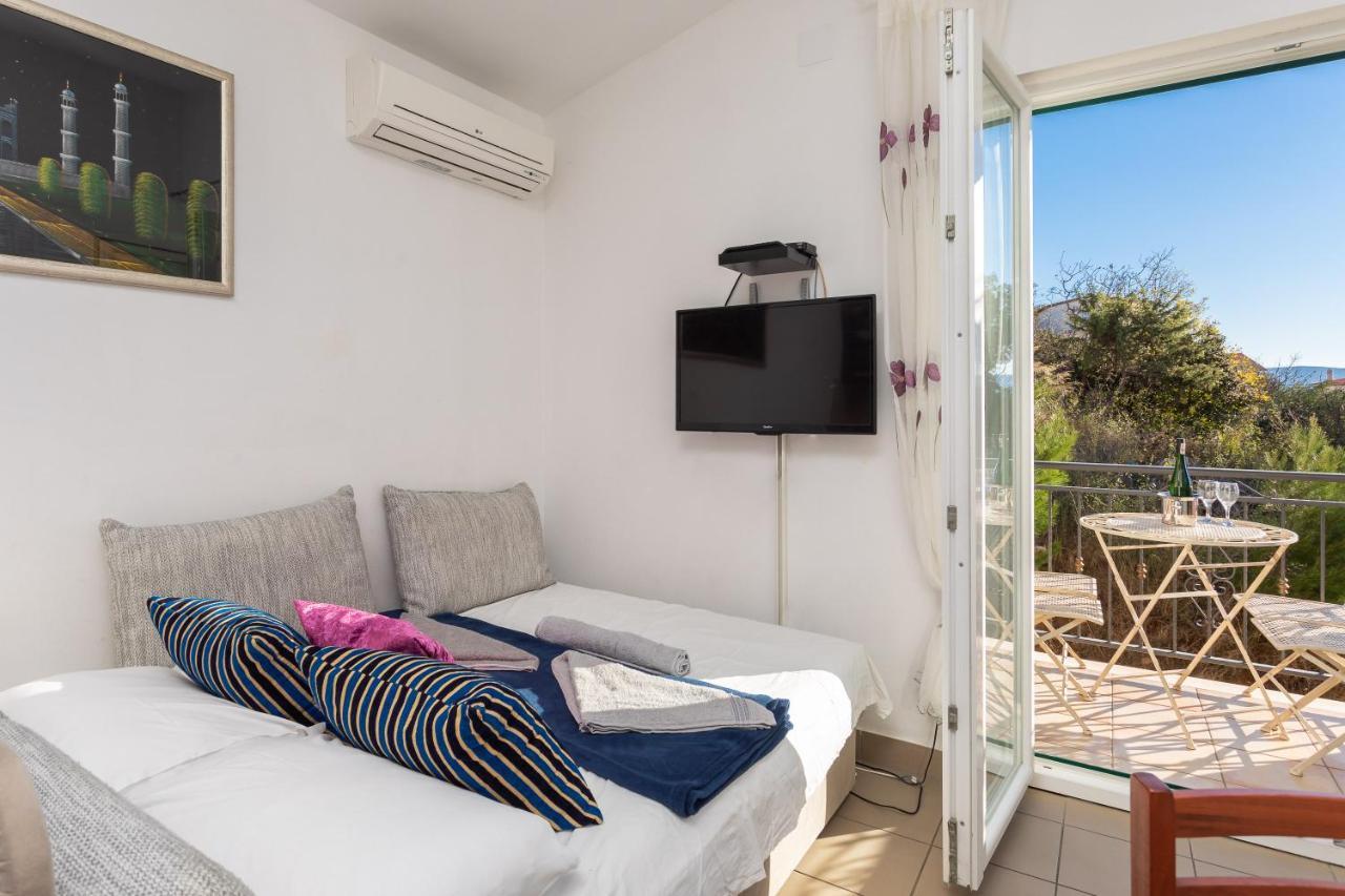 Villa Borzic Omiš Buitenkant foto
