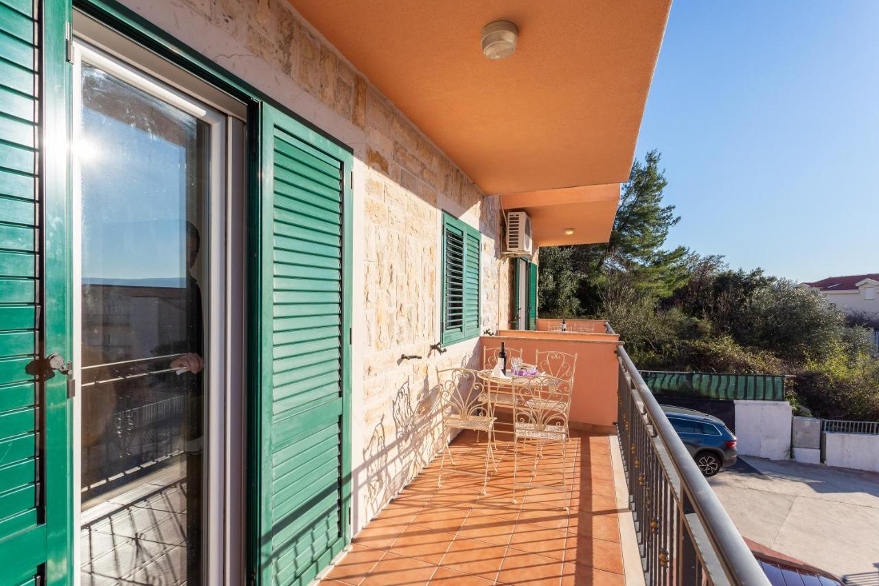Villa Borzic Omiš Buitenkant foto