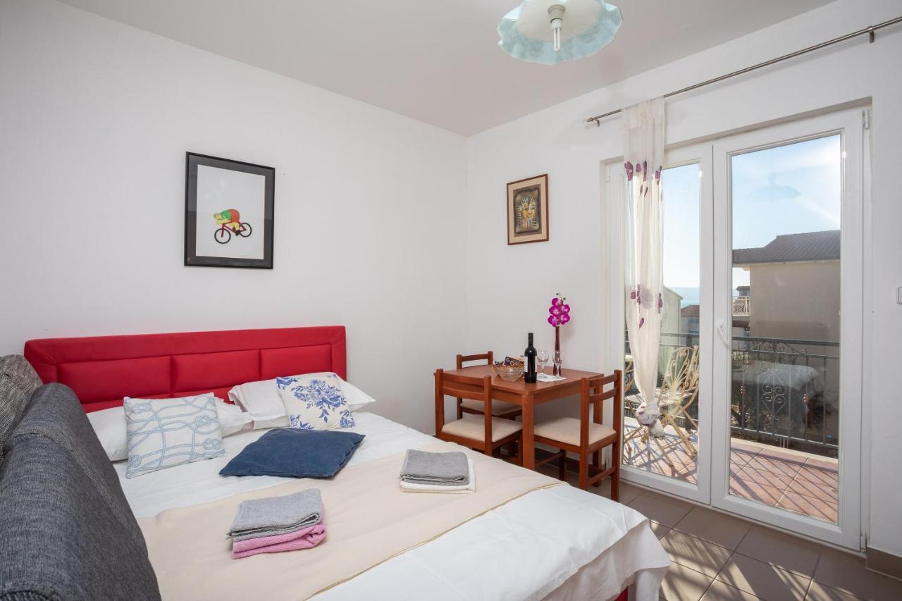 Villa Borzic Omiš Buitenkant foto