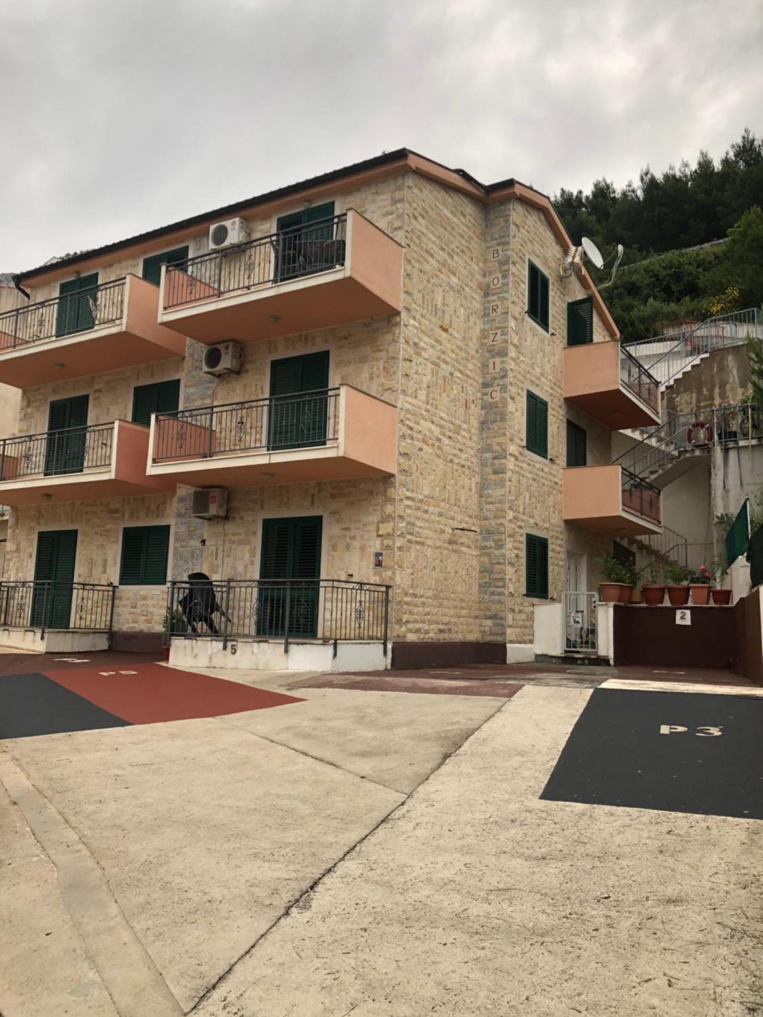 Villa Borzic Omiš Buitenkant foto
